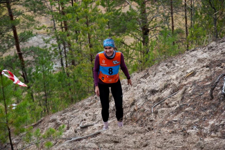 Забег Yolochka Trail в Барнауле. Фото: Дмитрий Лямзин