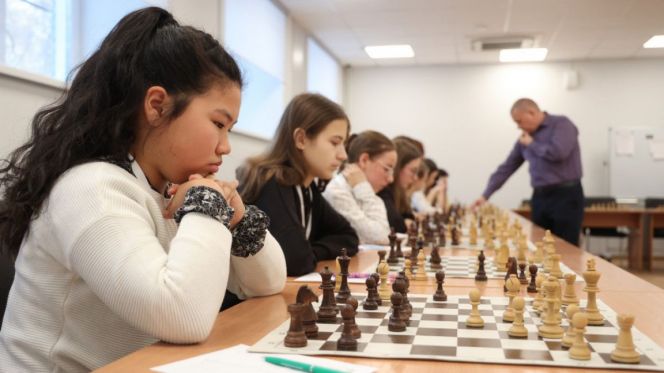 На переднем плане Дарья Хегай. Фото: Андрей Каспришин