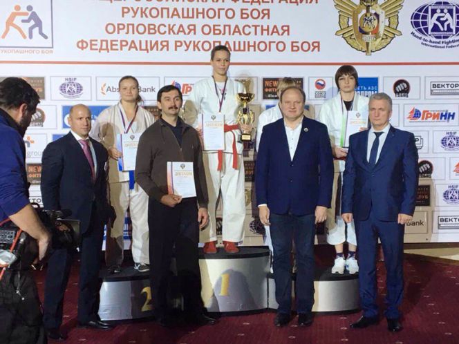 Елена Устинова – серебряный и бронзовый призёр чемпионата России.