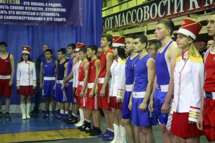 В Барнауле завершился Всероссийский фестиваль бокса памяти погибших сотрудников УФСБ России по Алтайскому краю (фото).