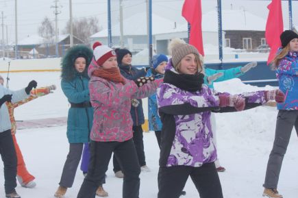 ХК «Алтай» провёл мастер-класс для юных хоккеистов села Крутихи. 