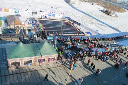 Александр Зеленцкий завоевал шесть медалей V открытого турнира городов России по зимнему плаванию.