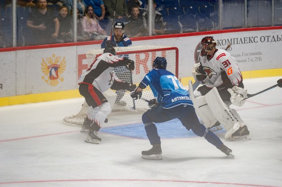 Фото: пресс-служба ХК "Динамо-Алтай"