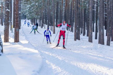 В Барнауле состоялись соревнования «Динамовская лыжня» памяти заслуженного тренера России Сергея Мельникова (фото).