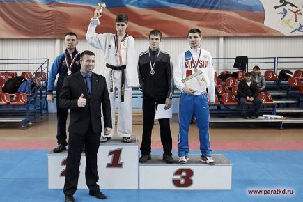 Рук не опустил