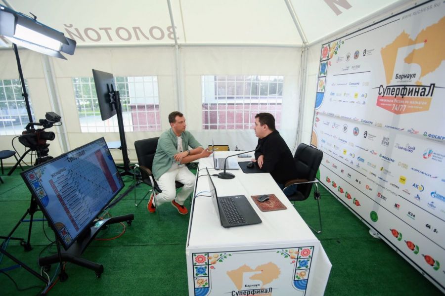 Георгий Кастаньеда: "Стараюсь молчать, если не работаю"