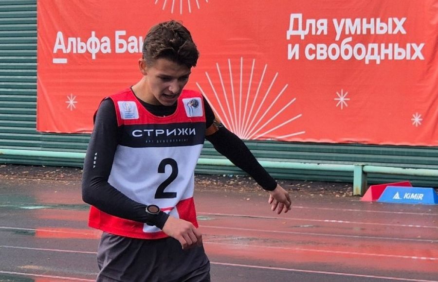 Победный финиш Платона Егорова. Фото: СШОР по биатлону им. Маматова