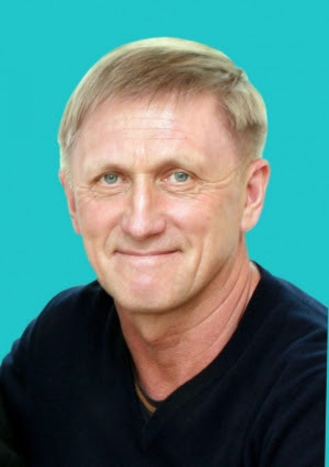 Заслуженный тренер России Сергей Мануйлов