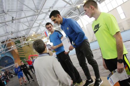 В Барнауле состоялся «Рождественский кубок Алтайского училища олимпийского резерва» (фото).