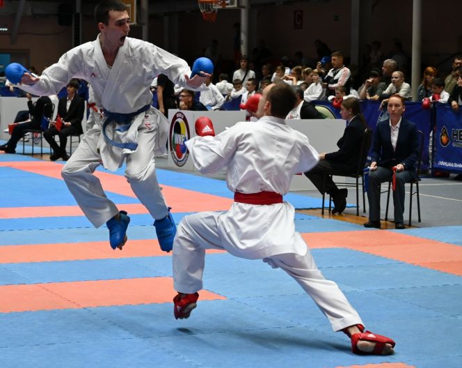 Фото: Федерация каратэ Алтайского края