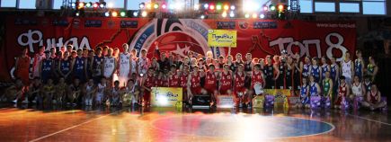 Ученики барнаульской гимназии №40 завоевали путёвку на Суперфинал чемпионата школьной баскетбольной лиги «КЭС-Баскет» (фото).