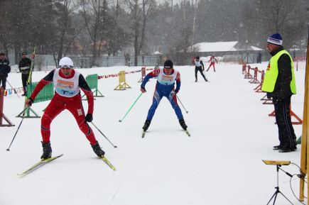 На биатлонном комплексе в Сухом Логу прошёл чемпионат России среди ветеранов (фото).