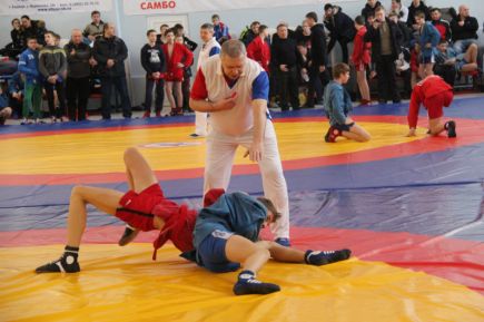 А дело живёт