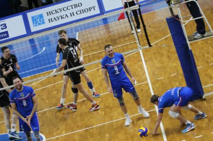 «Университет» дома повторно взял верх над «Грозным» – 3:1.