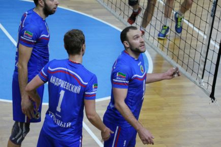 «Университет» дома повторно взял верх над «Грозным» – 3:1.