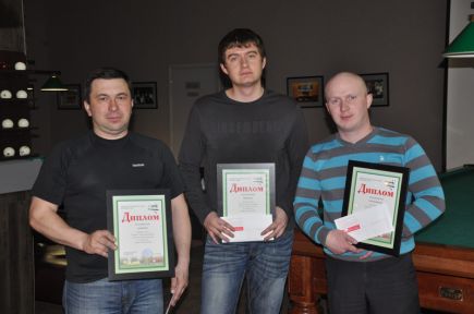 В Сибирском бильярдном центре «Богема» прошёл турнир лиги любителей бильярда по «Московской пирамиде».