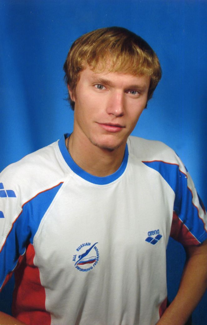  Сергей Маков выиграл медали всех достоинств на международных соревнованиях на призы Всероссийской федерации плавания.