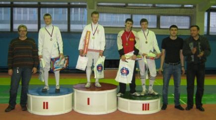 Всероссийский детско-юношеский турнир по фехтованию «Маэстро» памяти Владимира Лютова состоялся в Барнауле.