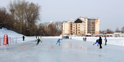 В Барнауле состоялись открытые Всероссийские соревнования по конькобежному спорту «Лёд надежды нашей».