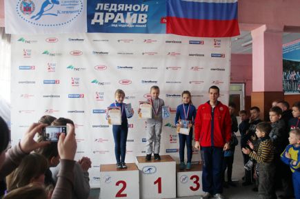 В Барнауле состоялись открытые Всероссийские соревнования по конькобежному спорту «Лёд надежды нашей».