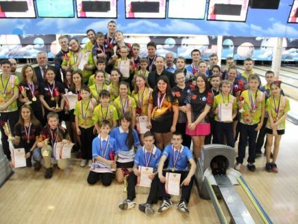 Алтайские боулеры выиграли командные соревнования на первенстве России.