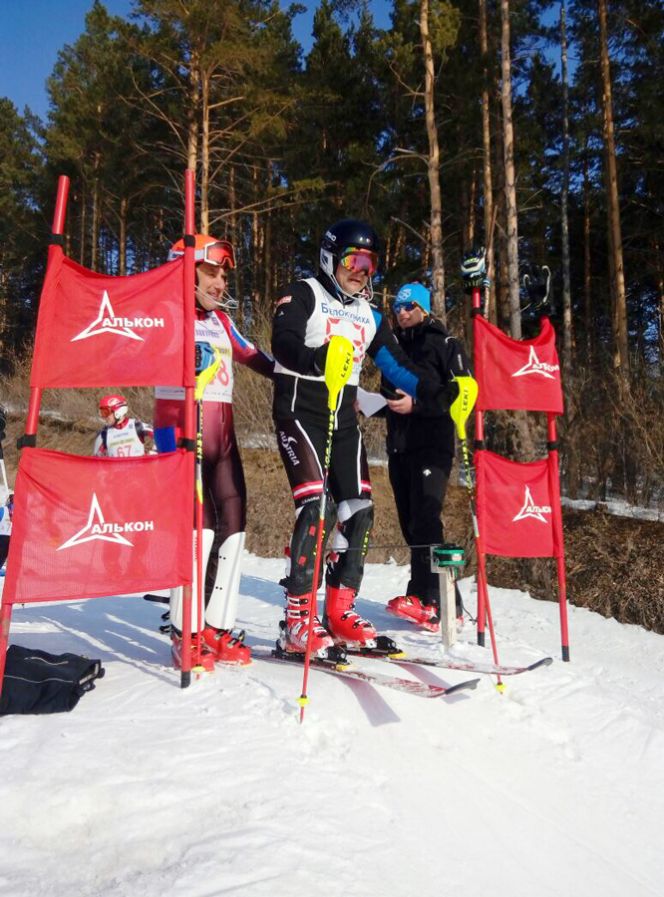 В Белокурихе прошёл открытый чемпионат Сибирского федерального округа среди ветеранов.