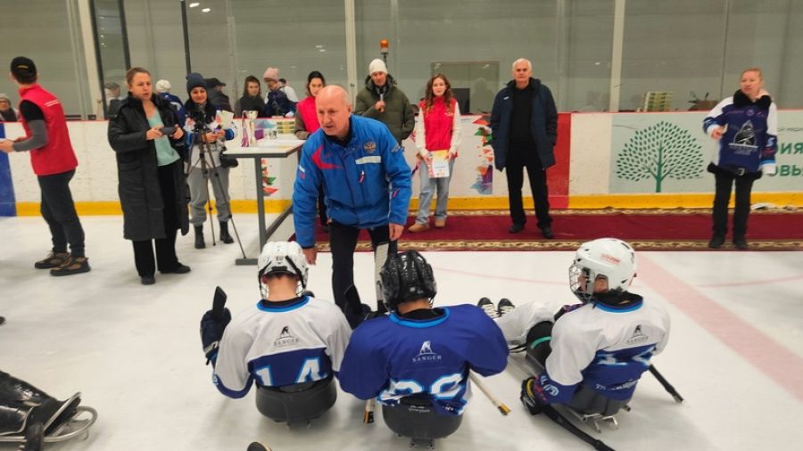 Фото: следж-хоккейный клуб "ВОИтели-Алтай"