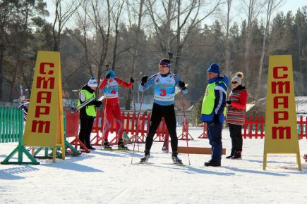 В Барнауле стартовал чемпионат России среди ветеранов (фото).