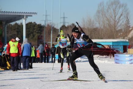 В Барнауле стартовал чемпионат России среди ветеранов (фото).