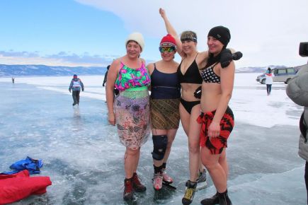 Алтайские моржи приняли участие в «Кубке Байкала».