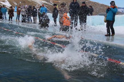 Алтайские моржи приняли участие в «Кубке Байкала».