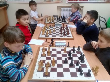 Детки и 64 клетки