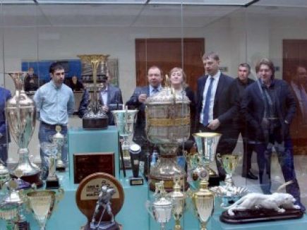 Опыт Татарстана учтут при развитии хоккея в Алтайском крае.