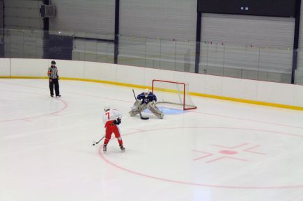 В Барнауле прошёл первый в истории Сибирской студенческой хоккейной лиги Матч звёзд. 