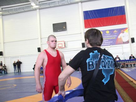 В Барнауле завершился открытый чемпионат края памяти капитана полиции Раффи Исраеляна (фото).