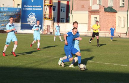 Погоня за лидером