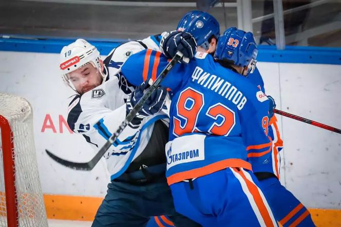 «Динамо-Алтай» на выезде обыграл со счётом 2:1 питерскую «СКА-Неву»