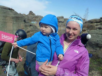 На скалах близ села Саввушка Змеиногорского района состоялись краевые соревнования «Домбайские связки».