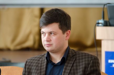 В Алтайском крае обсудили концепцию региональной программы развития хоккея при участии представителя Минспорта России.