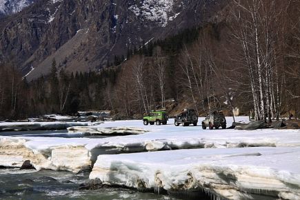 Команды из Алтайского края заняли первое и третье места в чемпионате России по спортивному туризму в дисциплине «Маршрут» (фото).