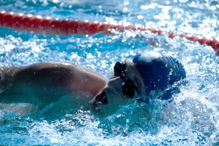 Двенадцатичасовой марафонский заплыв состоялся в Барнауле.