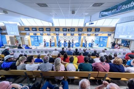 Сергей Каменский выиграл этап Кубка мира с новым мировым рекордом.