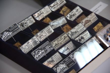 В барнаульском музее «Город» открылась альпинистская выставка «От Алтая до Гималаев».