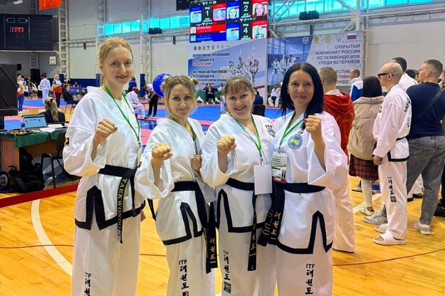 Алтайские спортсмены успешно выступили на всероссийских соревнованиях на призы ФСО «Динамо» и чемпионате России среди ветеранов по тхэквондо ИТФ
