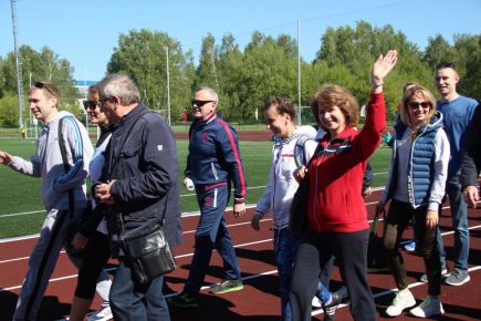 В Барнауле состоялся фестиваль Всероссийского физкультурно-спортивного комплекса "Готов к труду и обороне" среди государственных служащих.  