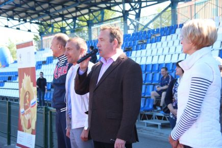 В Барнауле состоялся фестиваль Всероссийского физкультурно-спортивного комплекса "Готов к труду и обороне" среди государственных служащих.  