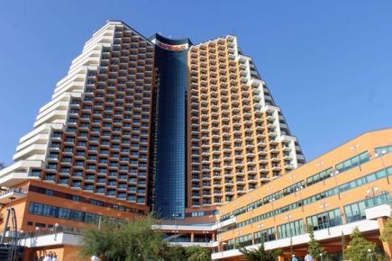 В Дагомысе стартовал международный финал "Белой ладьи" и фестиваль всероссийского проекта "Шахматы в школу": в первом участвуют учащиеся Бийского лицея, во втором - Панкрушихинской средней школы.