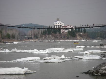 Алтайские рафтеры приняли участие в розыгрыше открытого Кубка Горно-Алтайска (фото).