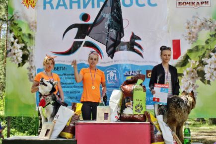 В Барнауле провели любительские соревнования «Каникросс 2017».