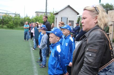 В Барнауле состоялся турнир открытого чемпионата ДФЛ "Большие звёзды светят малым" в дивизионе Евгения Городова и Александра Ерохина (фото).   